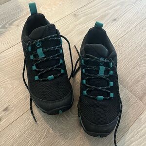 Merrel Hiking Shoes